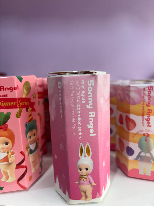 Sonny Angel MODI Christmas collaboration (2015) Giraffe *box/bag open