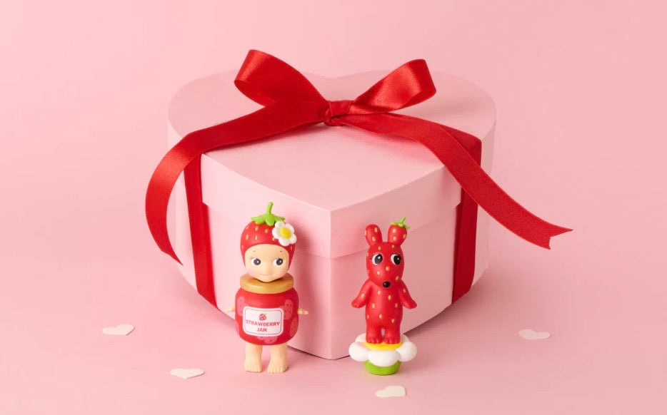 Sonny Angel Strawberry Love