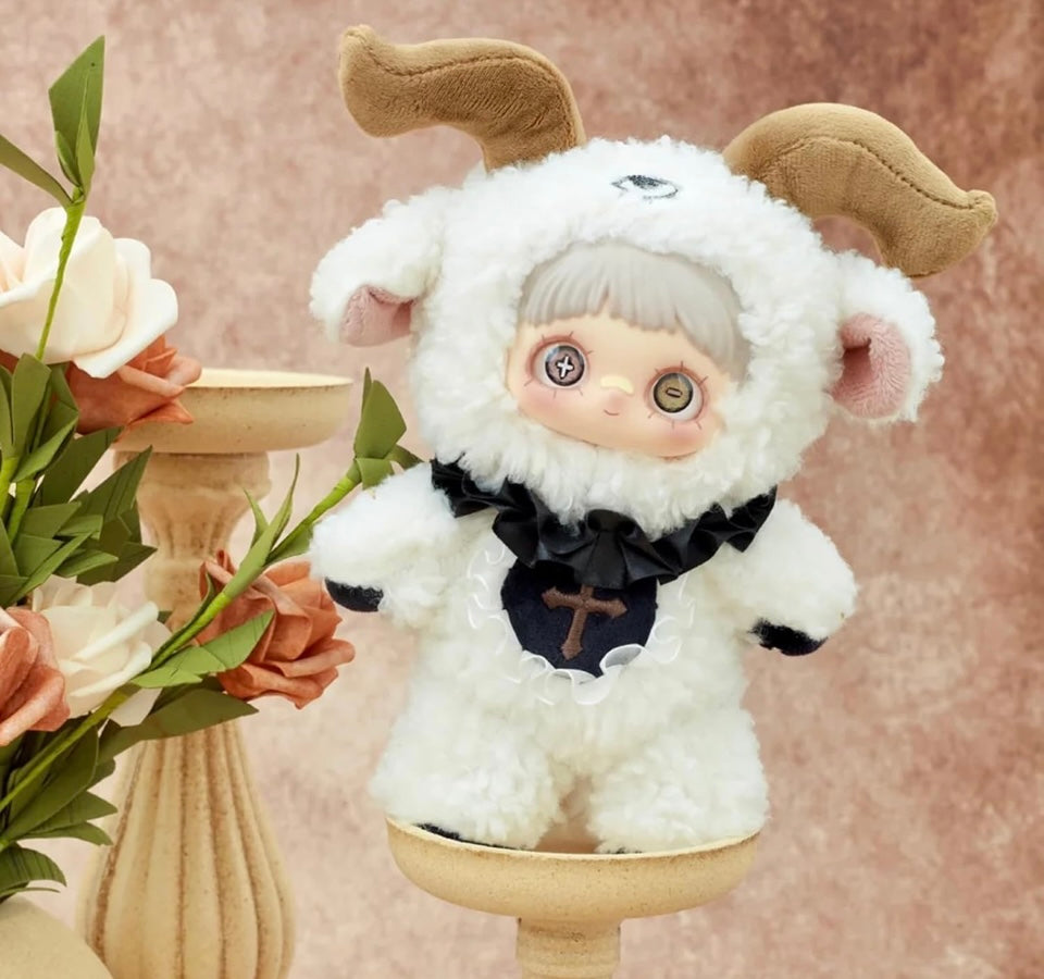 Maymei Dark Forest Plush Pendant